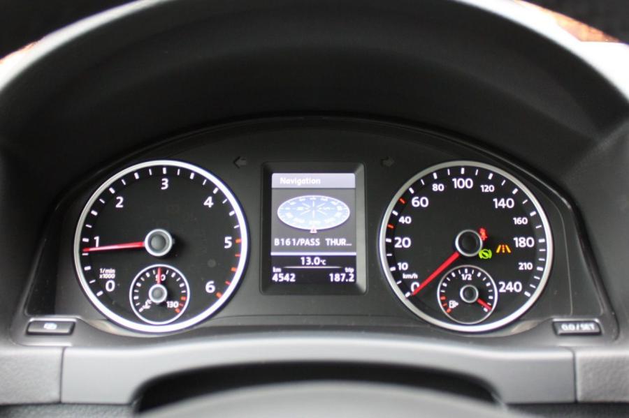  Volkswagen Tiguan 2011 года  (фото 126 из 146)